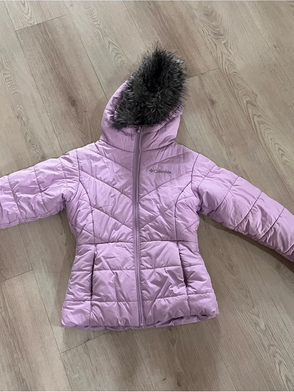 Columbia Girls' Light Lavender Puffer Jacket with Faux Fur Trim Hood